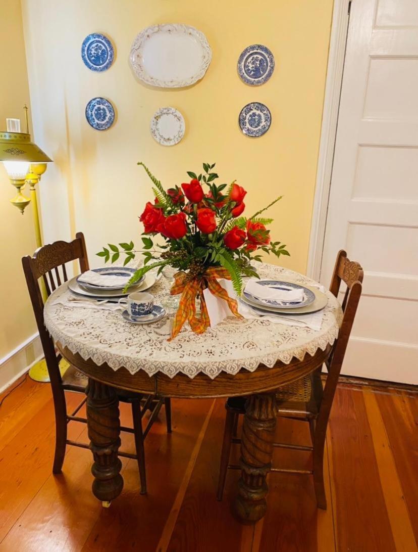 Magnolia Cottage Bed And Breakfast Natchez Eksteriør bilde